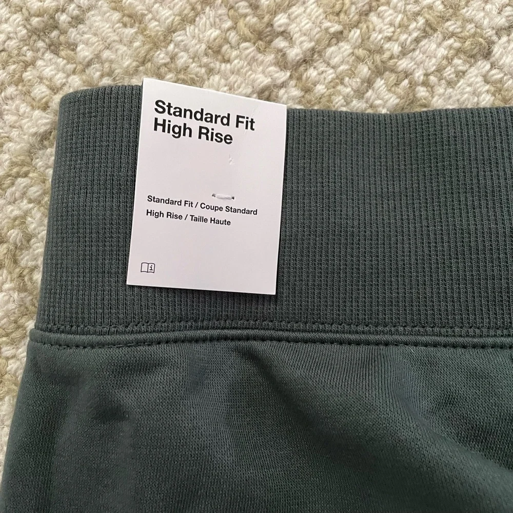 Nike Sportswear Phoenix Fleece High Waisted Wide Leg Sweatpants - Picture 7 of 10